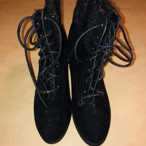 SO black wedge booties